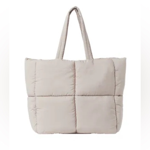 H&M Padded Tote Shopper - Picture 1 of 12